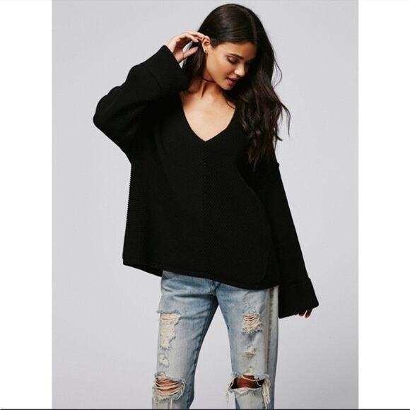 Free People La Brea Chunky Sweater Black Ribbed Cuffed V-Neck  Oversized - Picture 1 of 6